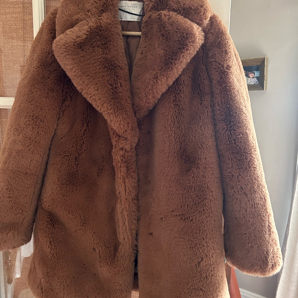 Zara Plush Teddy Jacket in Warm Brown